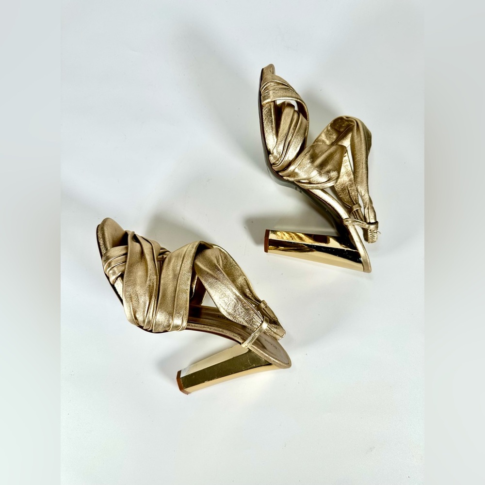 Diane Von Furstenberg Gold Strappy Heels Sandals Size: 7 B - Picture 8 of 10